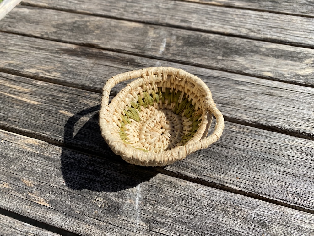 basket 4, photographed from a slight top view