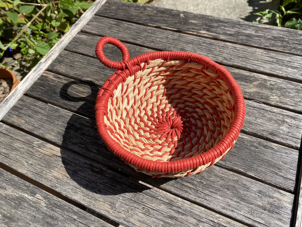 basket 5, photographed from a slight top view